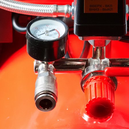 Компрессор безмасляный малошумный FUBAG Свободный Воздух (Free Air) 490/50/4.0 S в Ульяновске фото