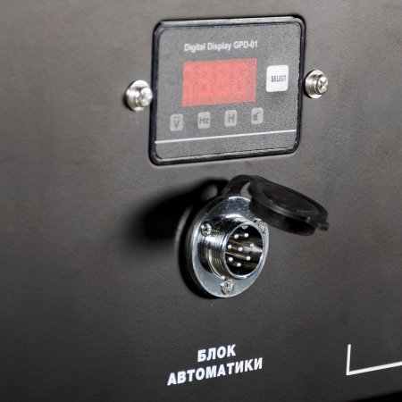 Бензиновый генератор с электростартером и коннектором автоматики FUBAG BS 7500 A ES в Ульяновске фото