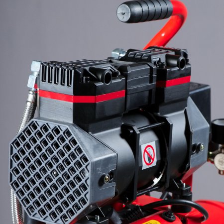 Компрессор безмасляный малошумный FUBAG Свободный Воздух (Free Air) 170/9/1.5 S в Ульяновске фото